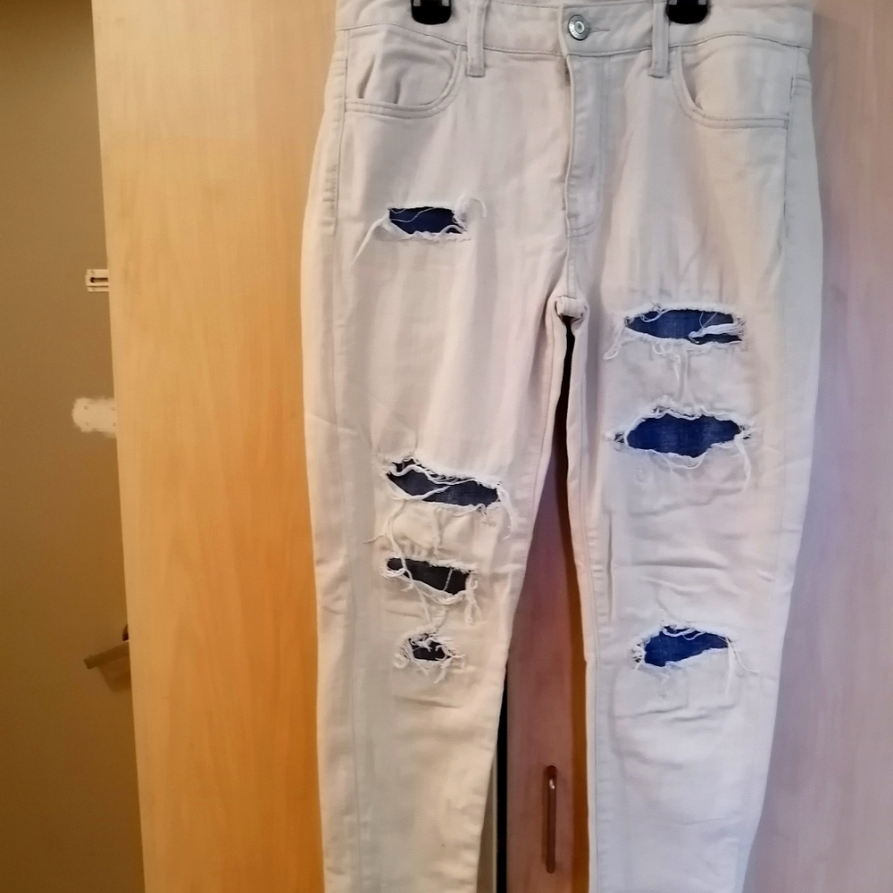American Eagle ripped jeans